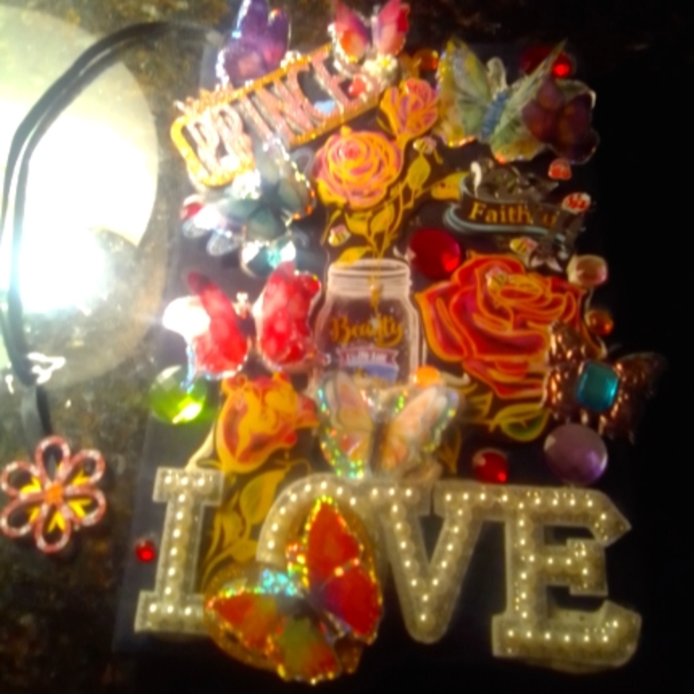 Personalized, Dazzling & Eye-catching 3D Journal